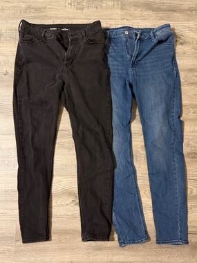 Old Navy Women’s Skinny Jeans Duo - Black & Blue
